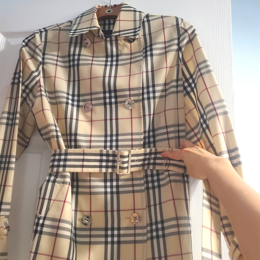 Burberry Coat - Picture 2 of 11